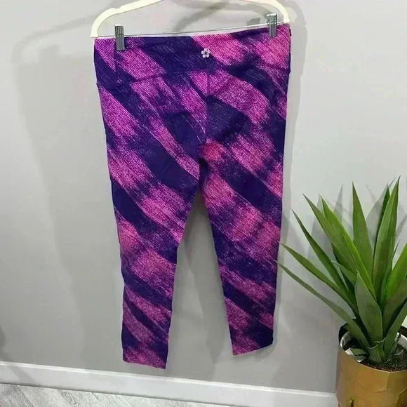 Tuff Athletics  ~ Leggings - Picture 2 of 6